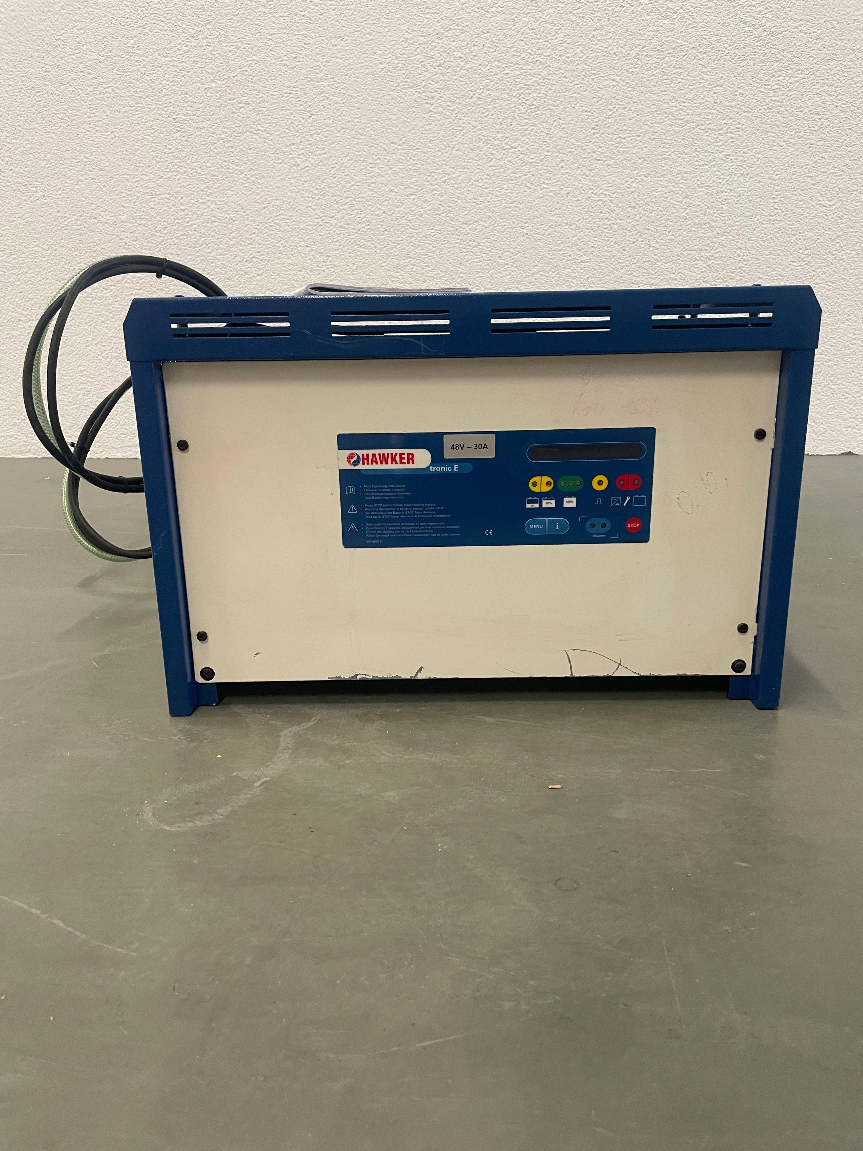 Hawker Batterieladegerät E48V-30A tronic E+EU