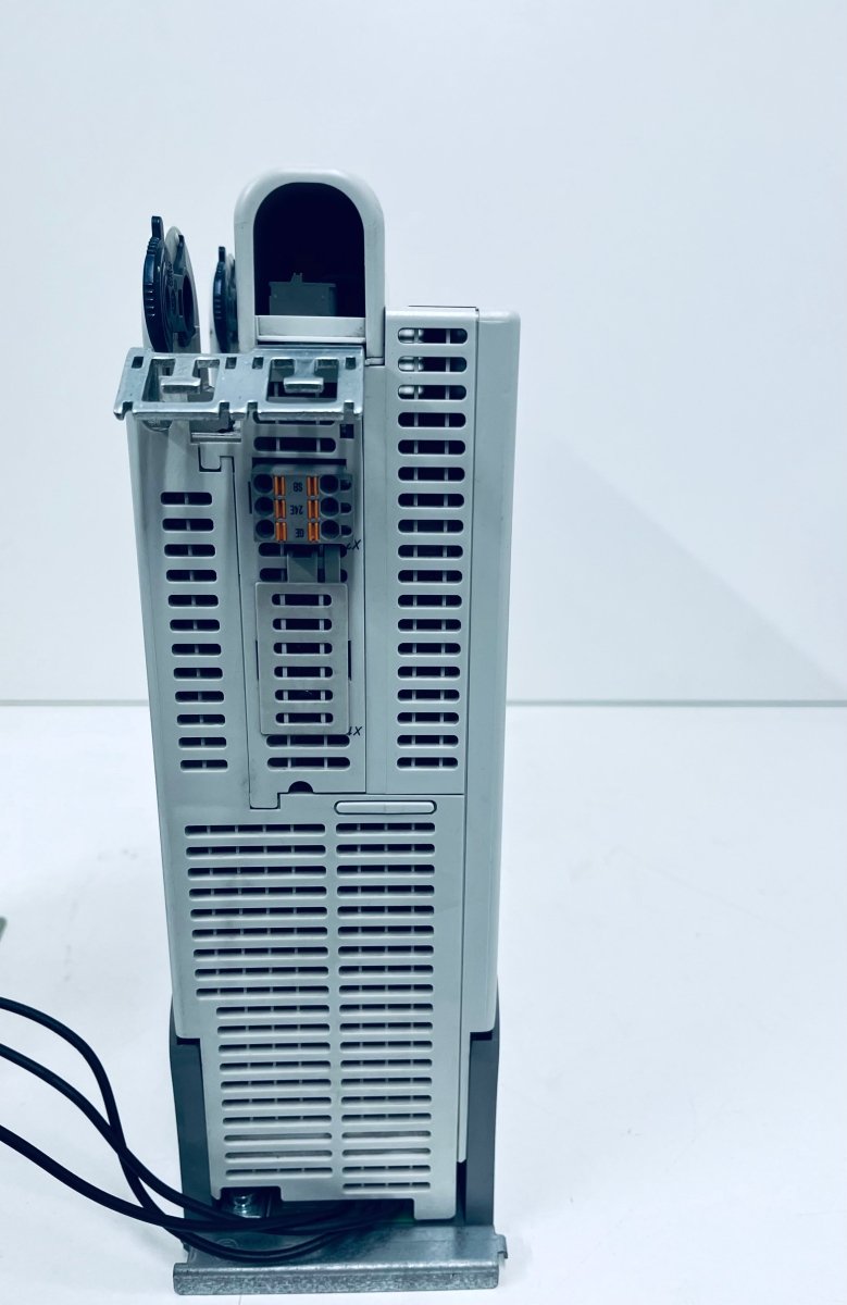 Lenze Single Drive Highline E94ASHE0074 Umrichter mit Transformer - #product_category# | KLEMA Maschinenhandel