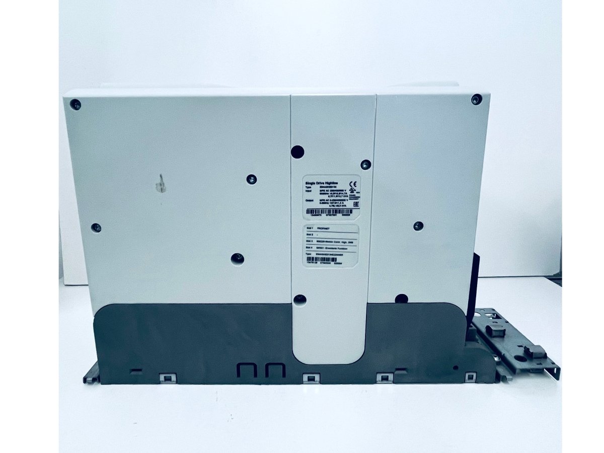 Lenze Single Drive Highline Umrichter E94ASHE0134 mit Transformer - #product_category# | KLEMA Maschinenhandel