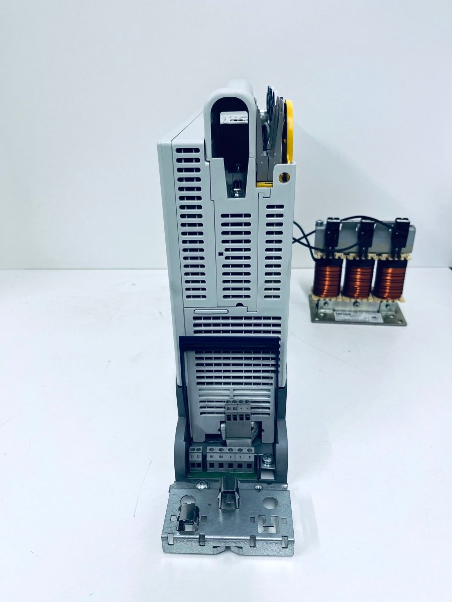 Lenze Umrichter Single Drive Highline E94ASHE0074 mit Transformer - #product_category# | KLEMA Maschinenhandel