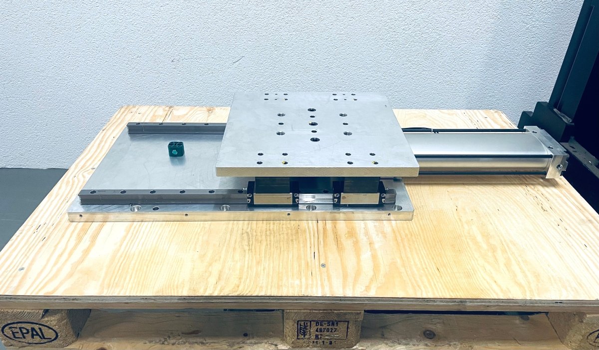 Tünkers Pneumatische Lineareinheit LE200 - 300 VRL SB T024 - #product_category# | KLEMA Maschinenhandel