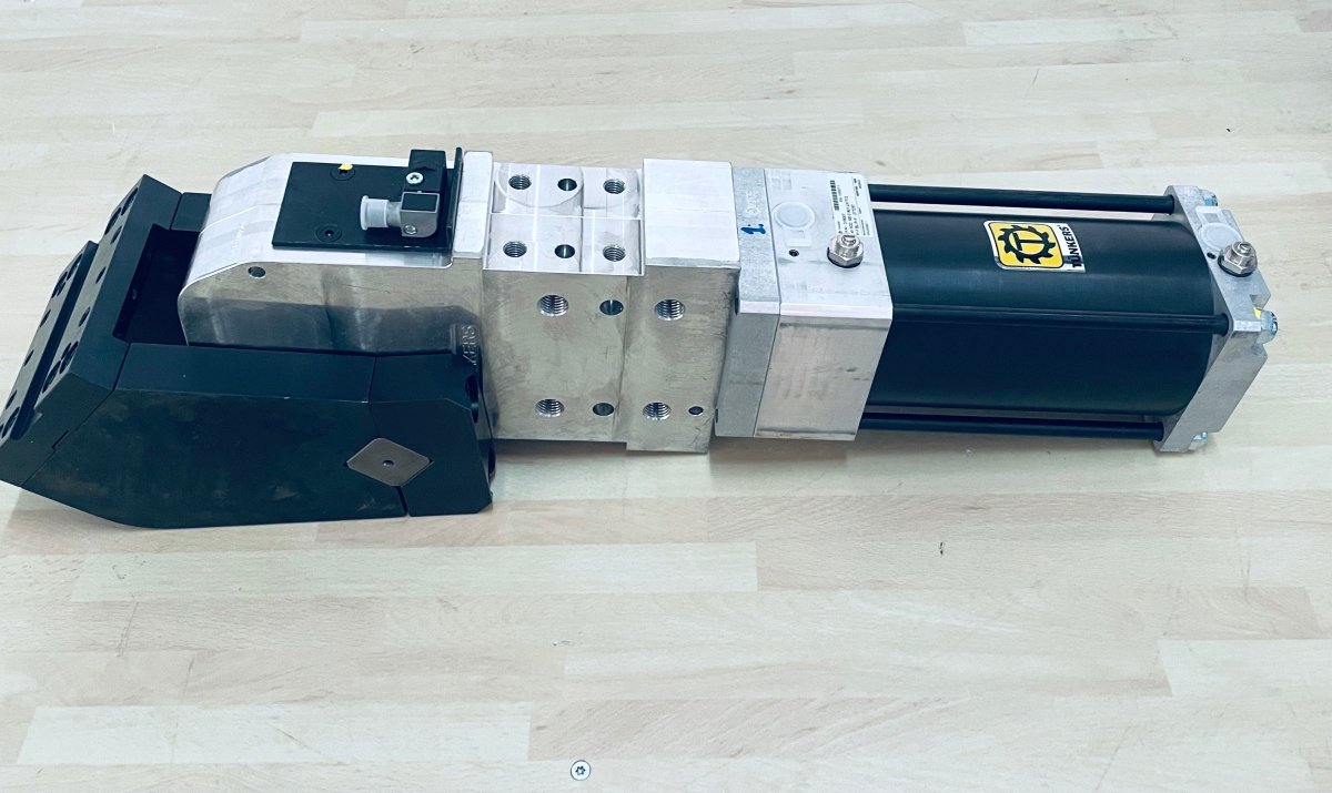 Tünkers Spanner KS2 100.3 A01LHT12 - #product_category# | KLEMA Maschinenhandel