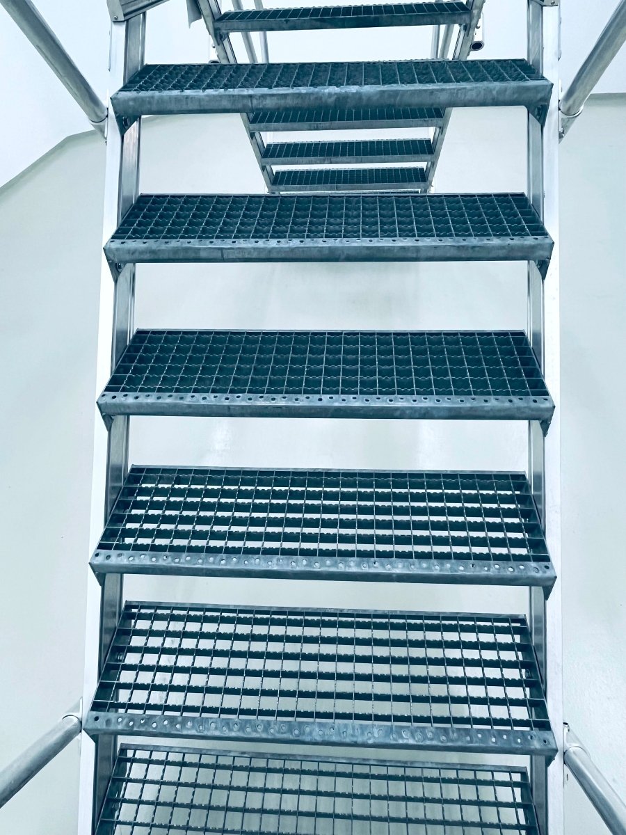 Zacher Treppenbrücke - product_category | KLEMA Maschinenhandel