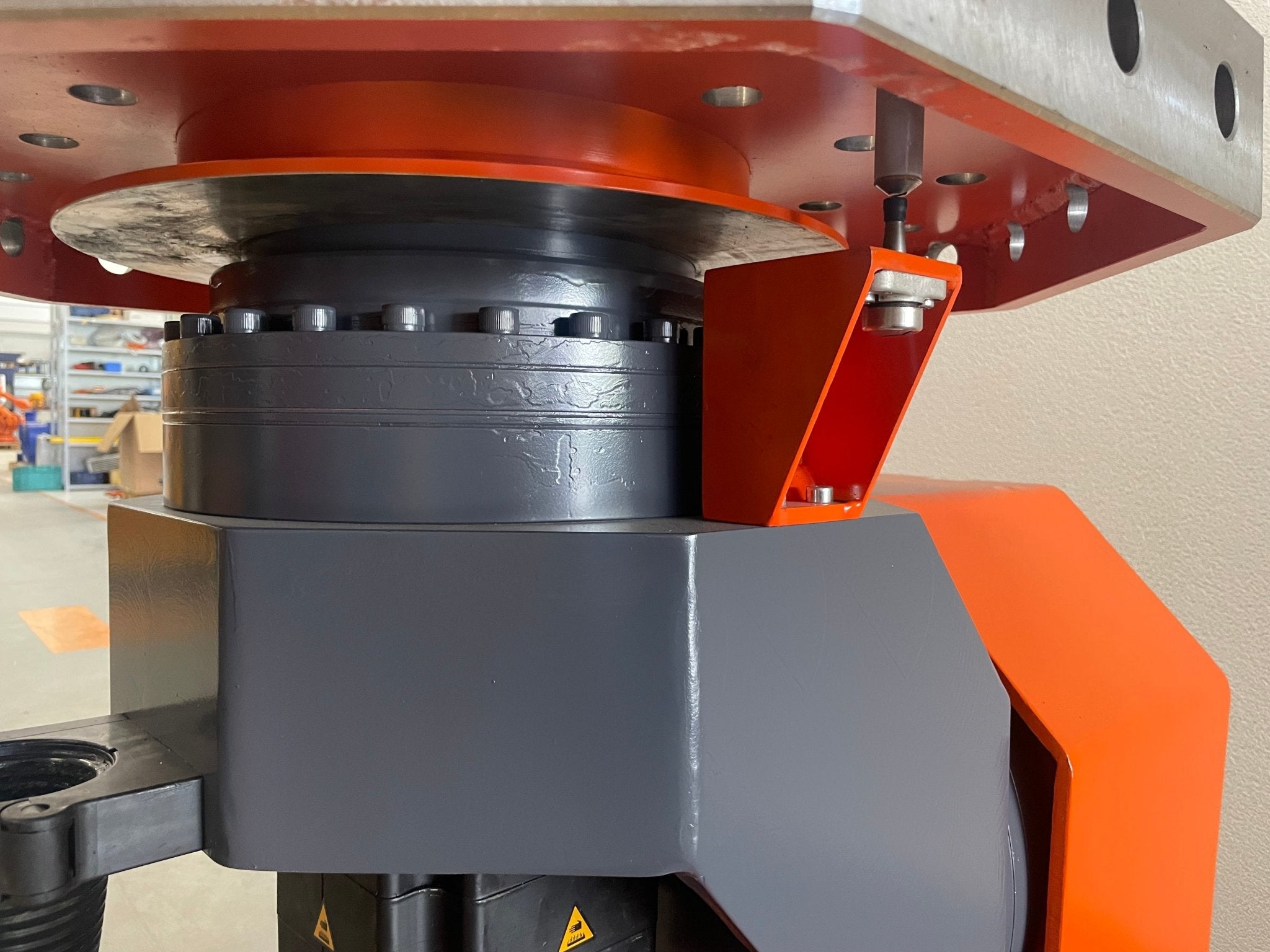 2-achs Positionierer für KUKA- Industrieroboter - #product_category# | Klenk Maschinenhandel