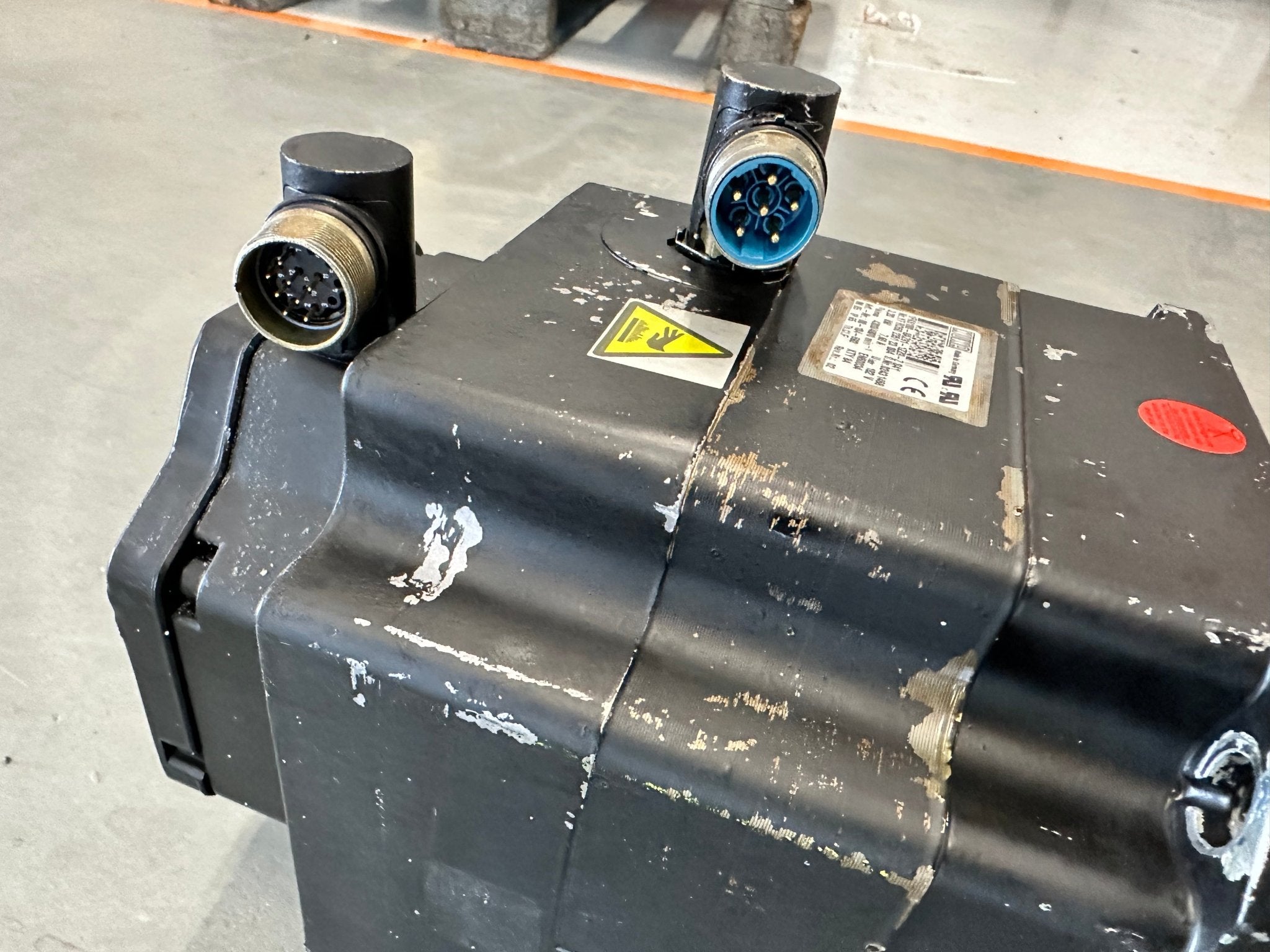 Kuka Servomotor 1FK6100-8AZ91-1ZZ9-Z541 - #product_category# | Klenk Maschinenhandel