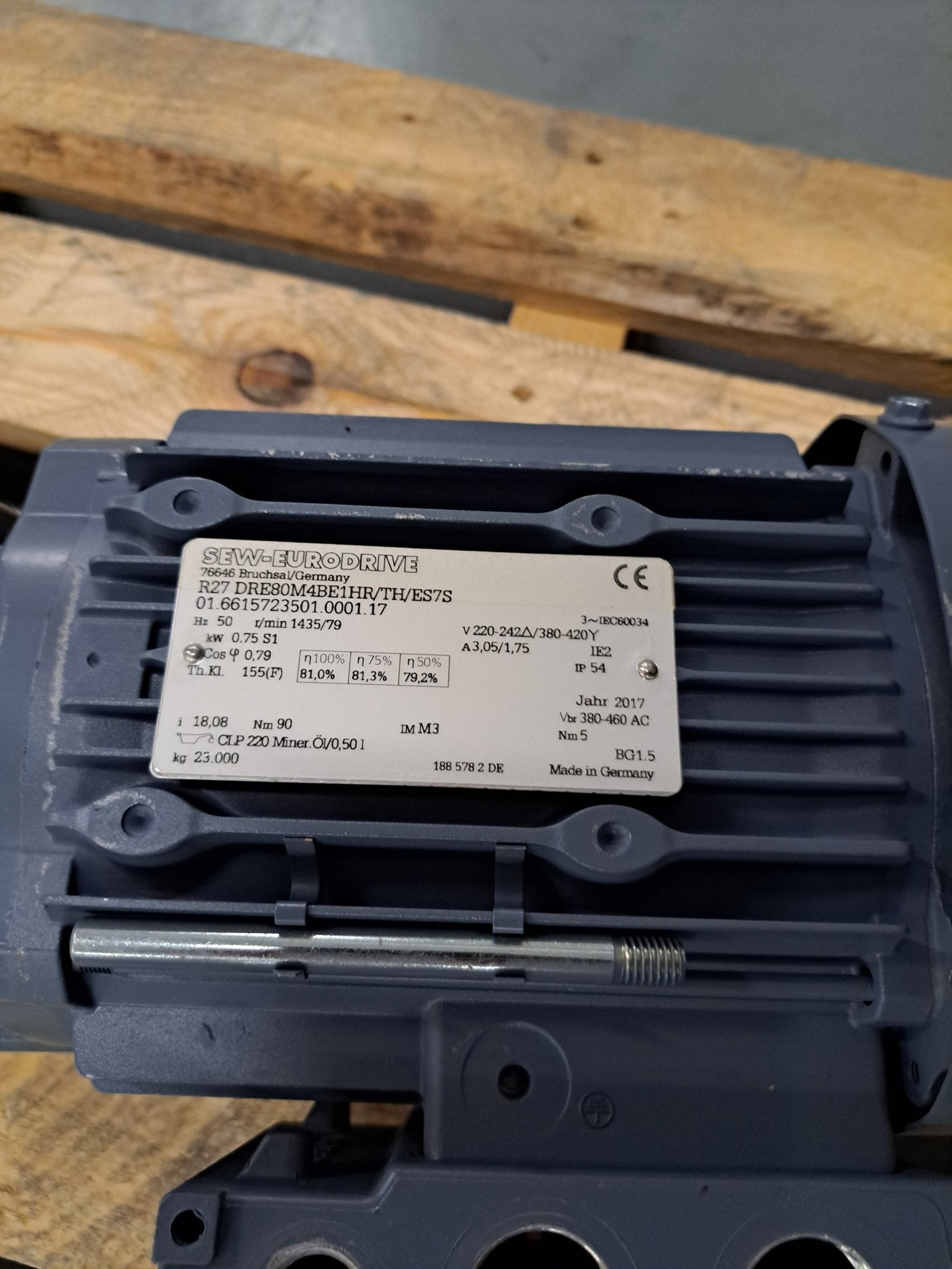 SEW Eurodrive Getriebemotor R27DRE80M4BE1HR/TH/ES7S - #product_category# | Klenk Maschinenhandel