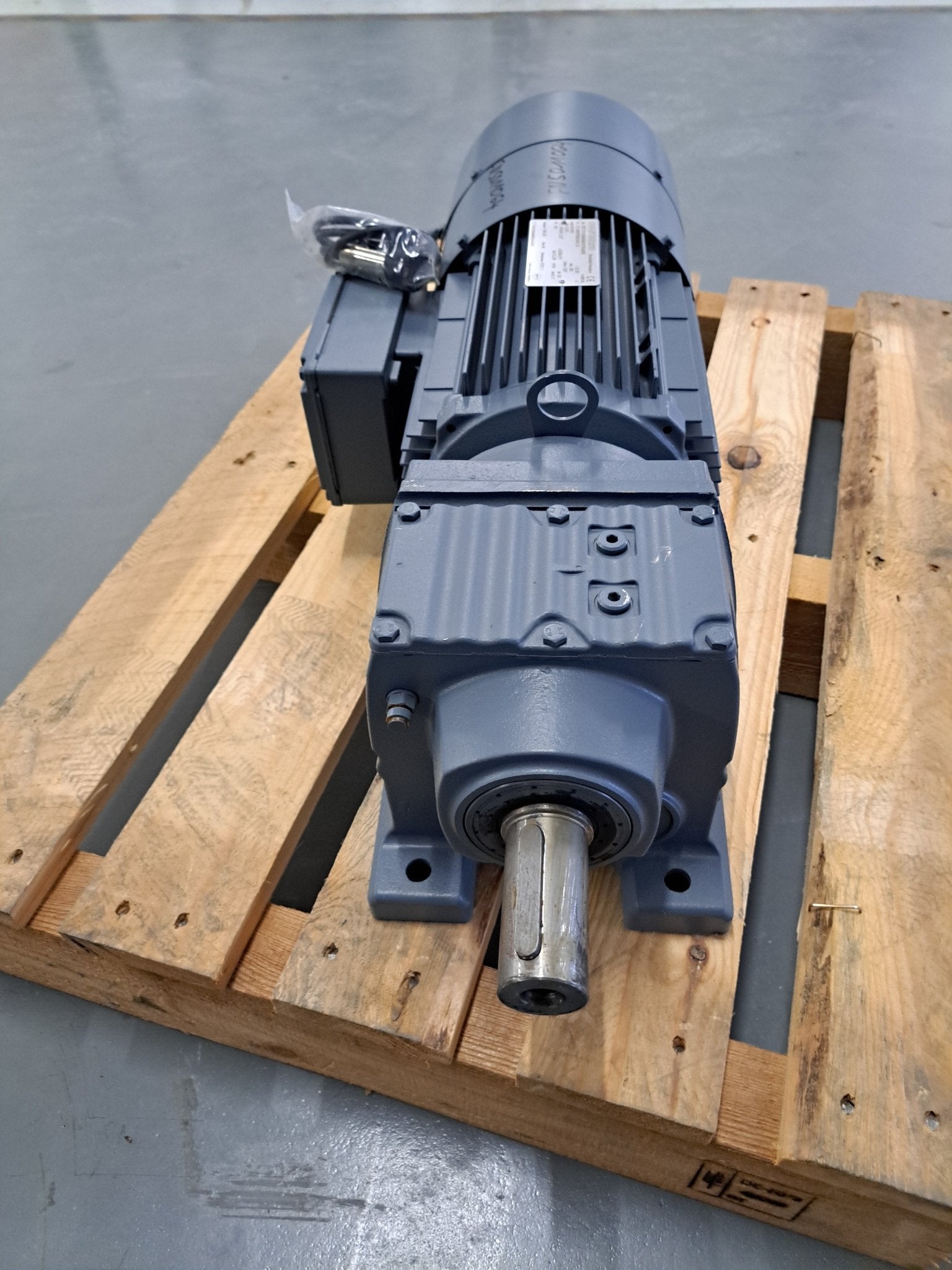 SEW Eurodrive Getriebemotor R57DV100M4/BMG/TH/AS3H - #product_category# | Klenk Maschinenhandel