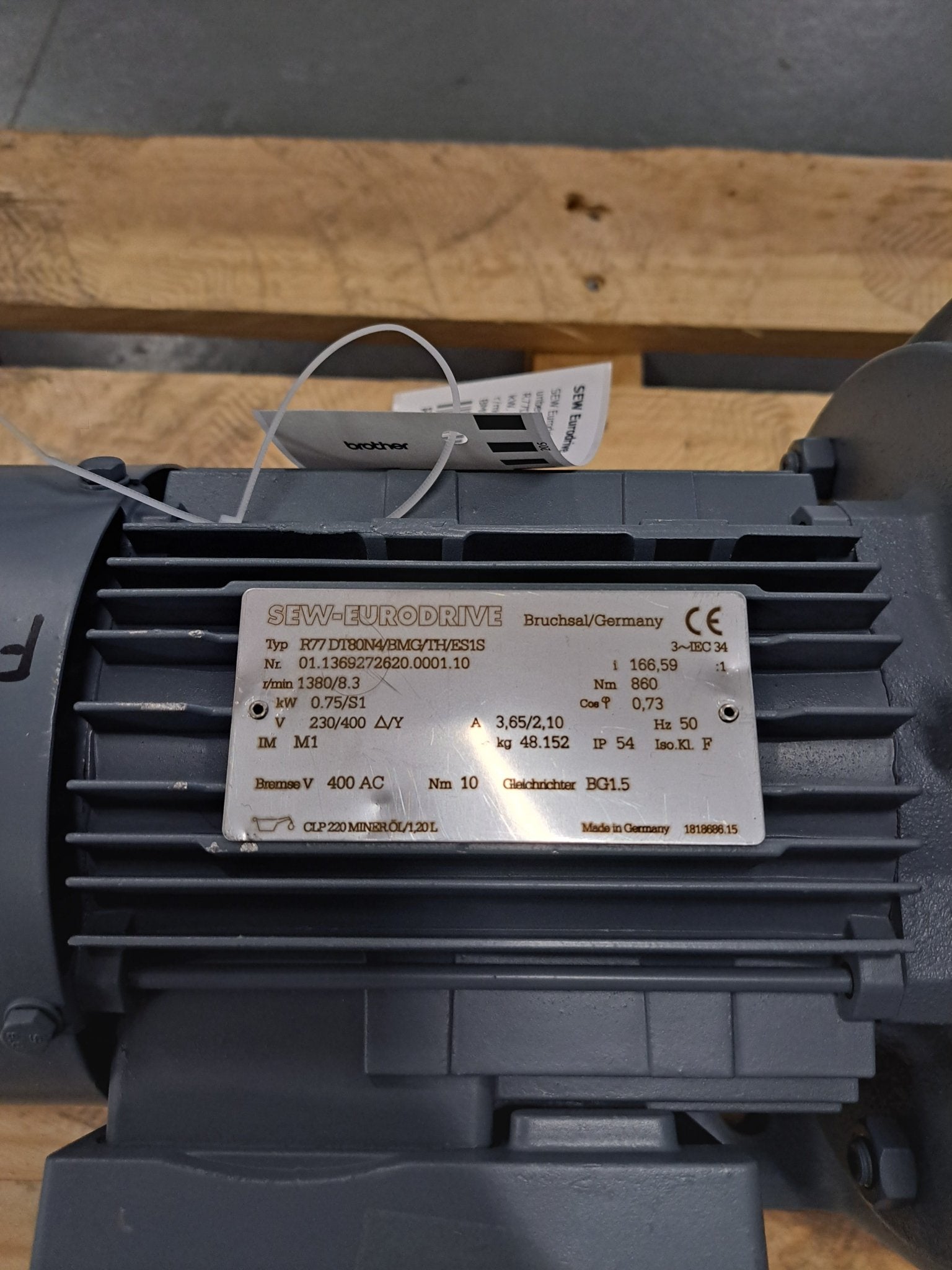 SEW Eurodrive Getriebemotor R77DT80N4/BMG/TH/ES1S - #product_category# | Klenk Maschinenhandel