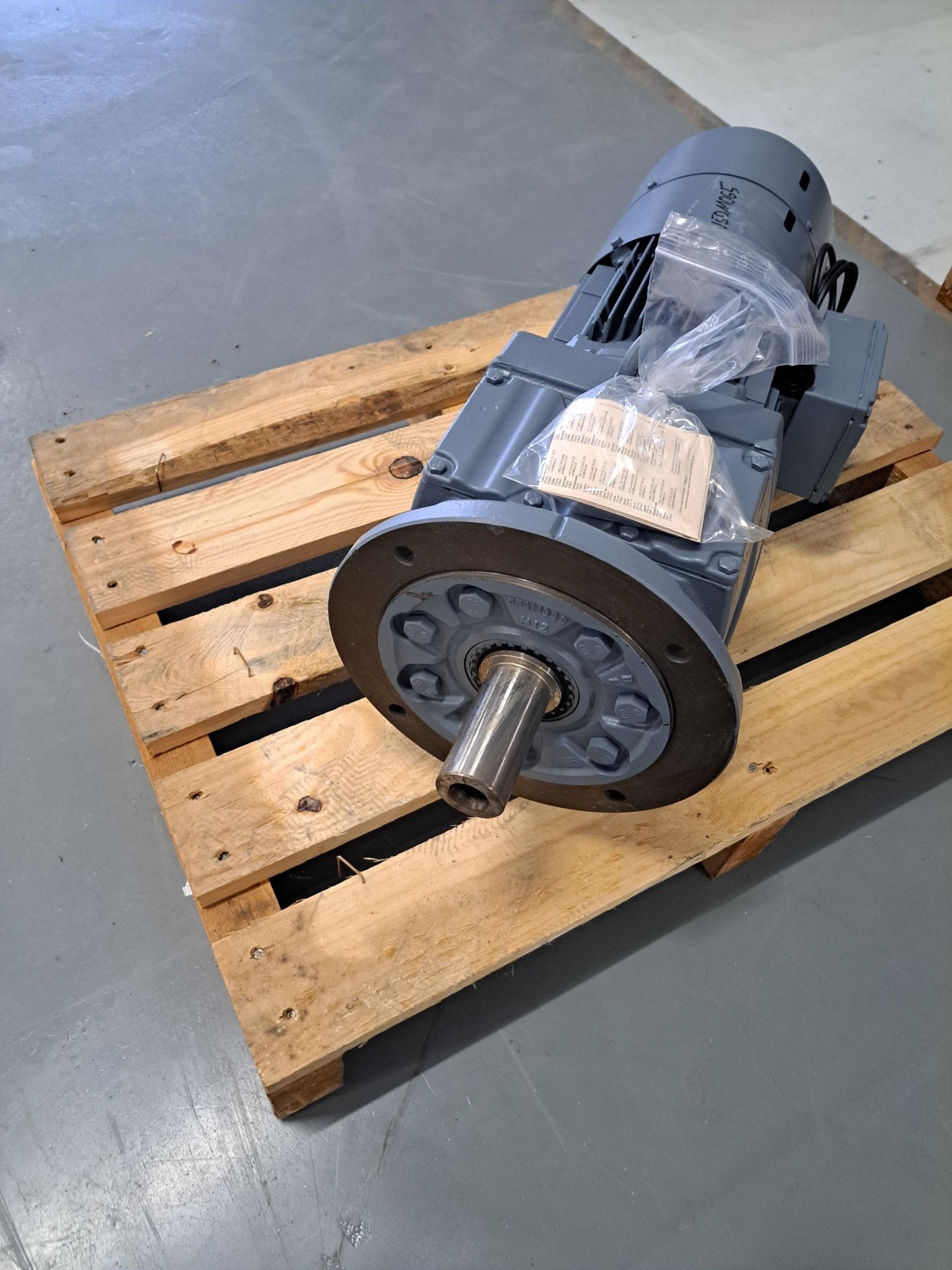 SEW Eurodrive Getriebemotor R77RDT90S4/BMG/TH/AS3H - #product_category# | Klenk Maschinenhandel