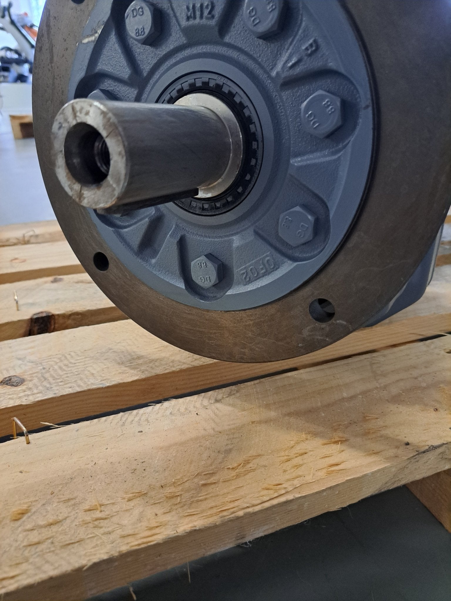 SEW Eurodrive Getriebemotor R77RDT90S4/BMG/TH/AS3H - #product_category# | Klenk Maschinenhandel