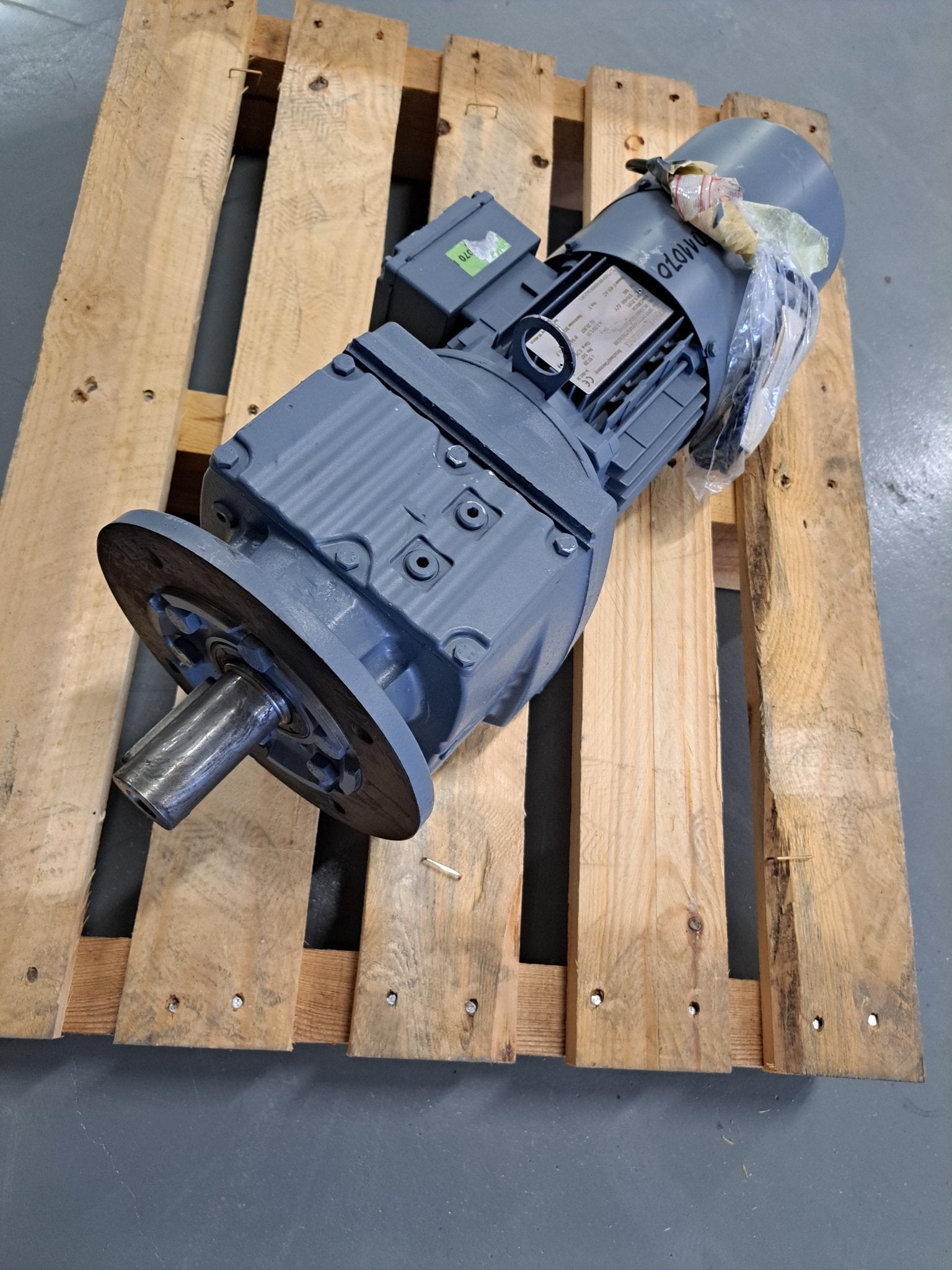 SEW Eurodrive Getriebemotor RF57DT71D4/BMG/TH/AS3H - #product_category# | Klenk Maschinenhandel