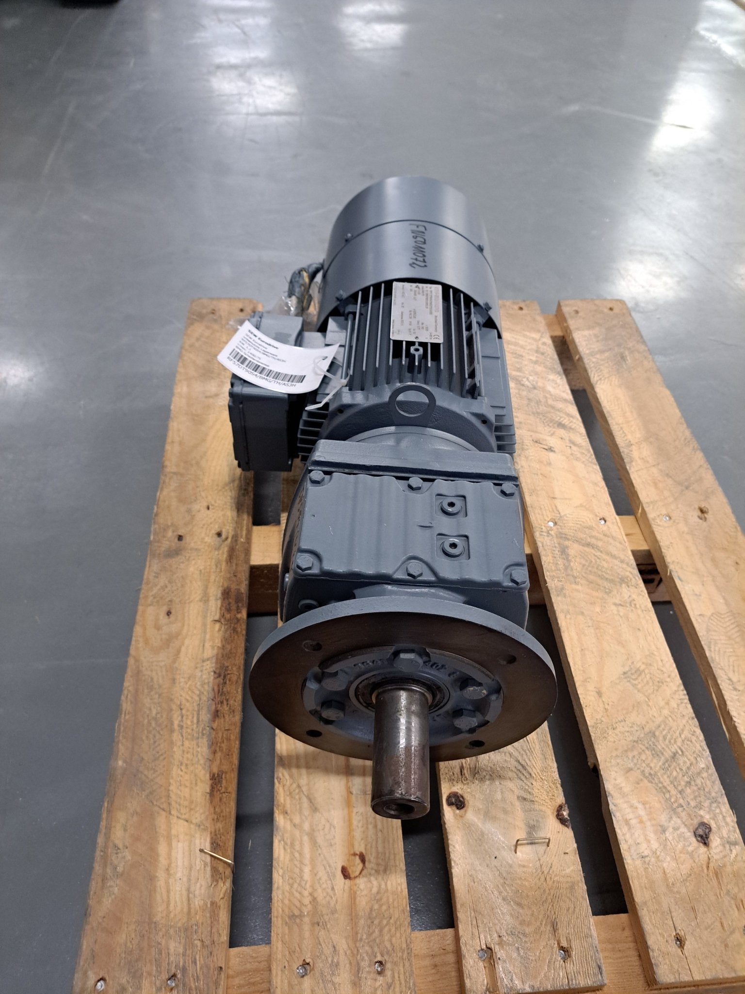 SEW Eurodrive Getriebemotor RF57DT90S4/BMG/TH/AS3H - #product_category# | Klenk Maschinenhandel