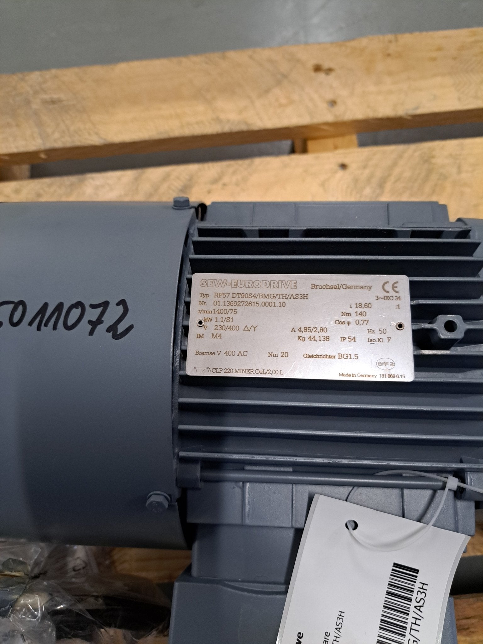 SEW Eurodrive Getriebemotor RF57DT90S4/BMG/TH/AS3H - #product_category# | Klenk Maschinenhandel