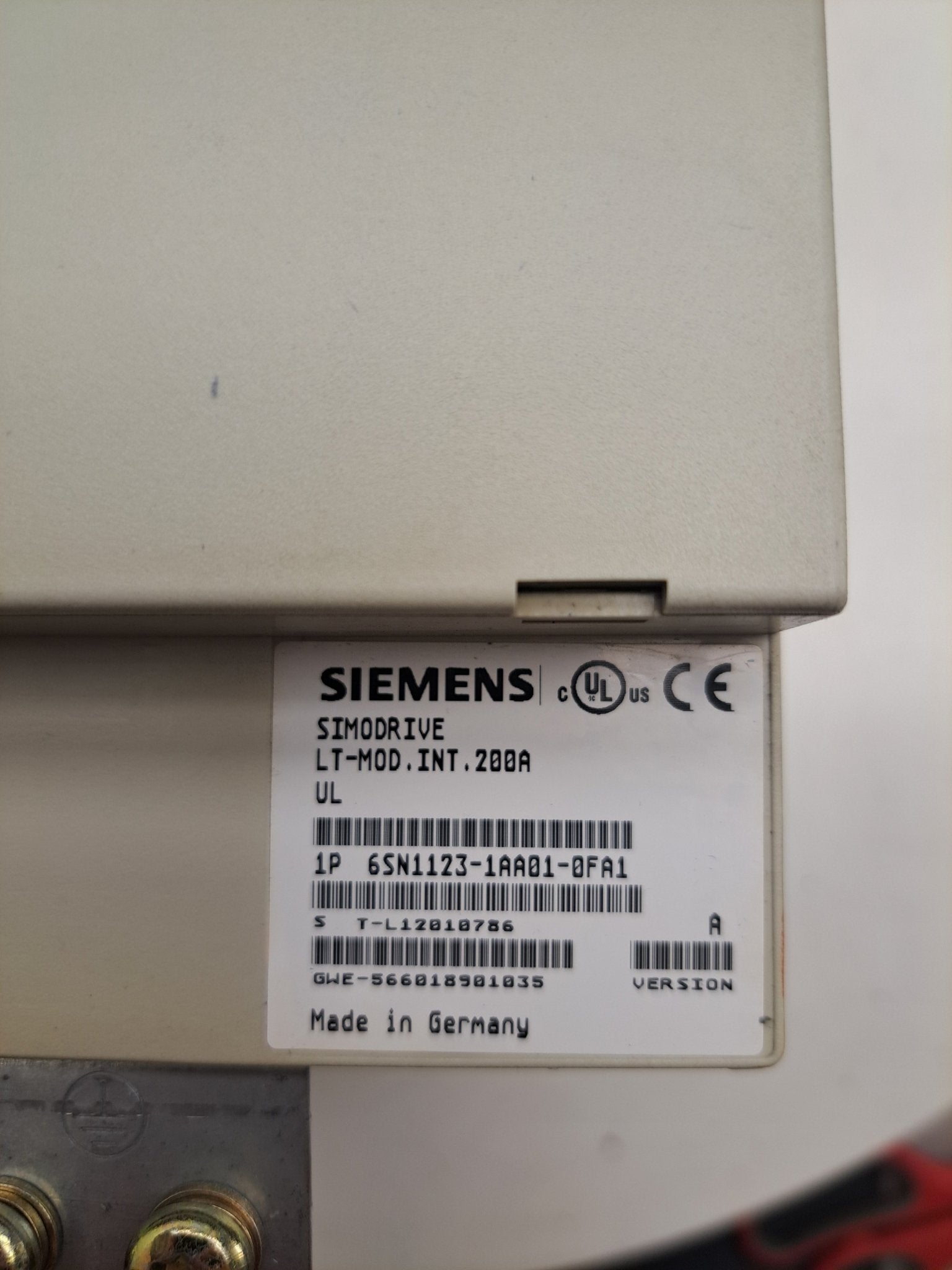 Siemens SIMODRIVE 611 6SN1123-1AA01-0FA1 / 6SN1118-0DG23-0AA0 - #product_category# | Klenk Maschinenhandel