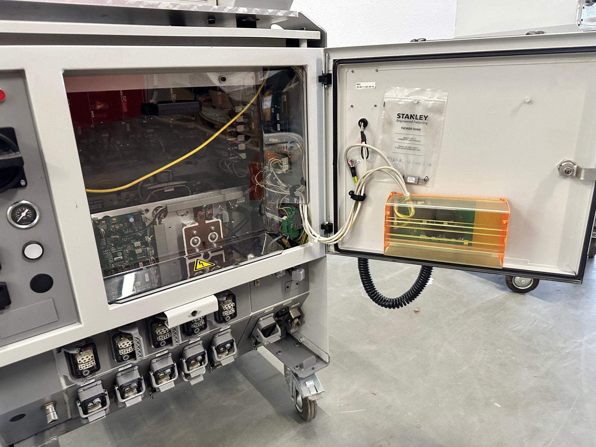 Stanley / Emhart Tucker TE1500 mit TF21 - #product_category# | Klenk Maschinenhandel