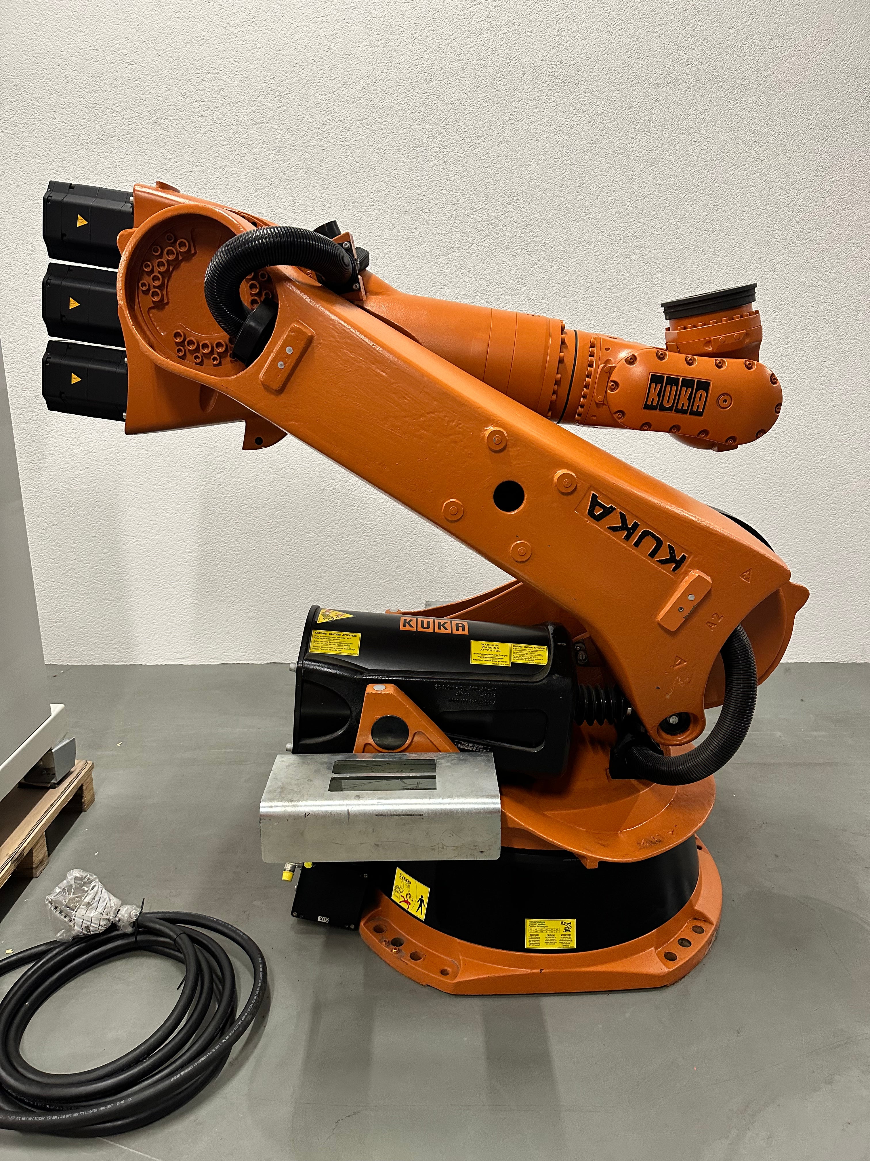 Robotic Arm Kuka Kr 210 Price Kuka VKR210 R2700 KRC2 ED05 System