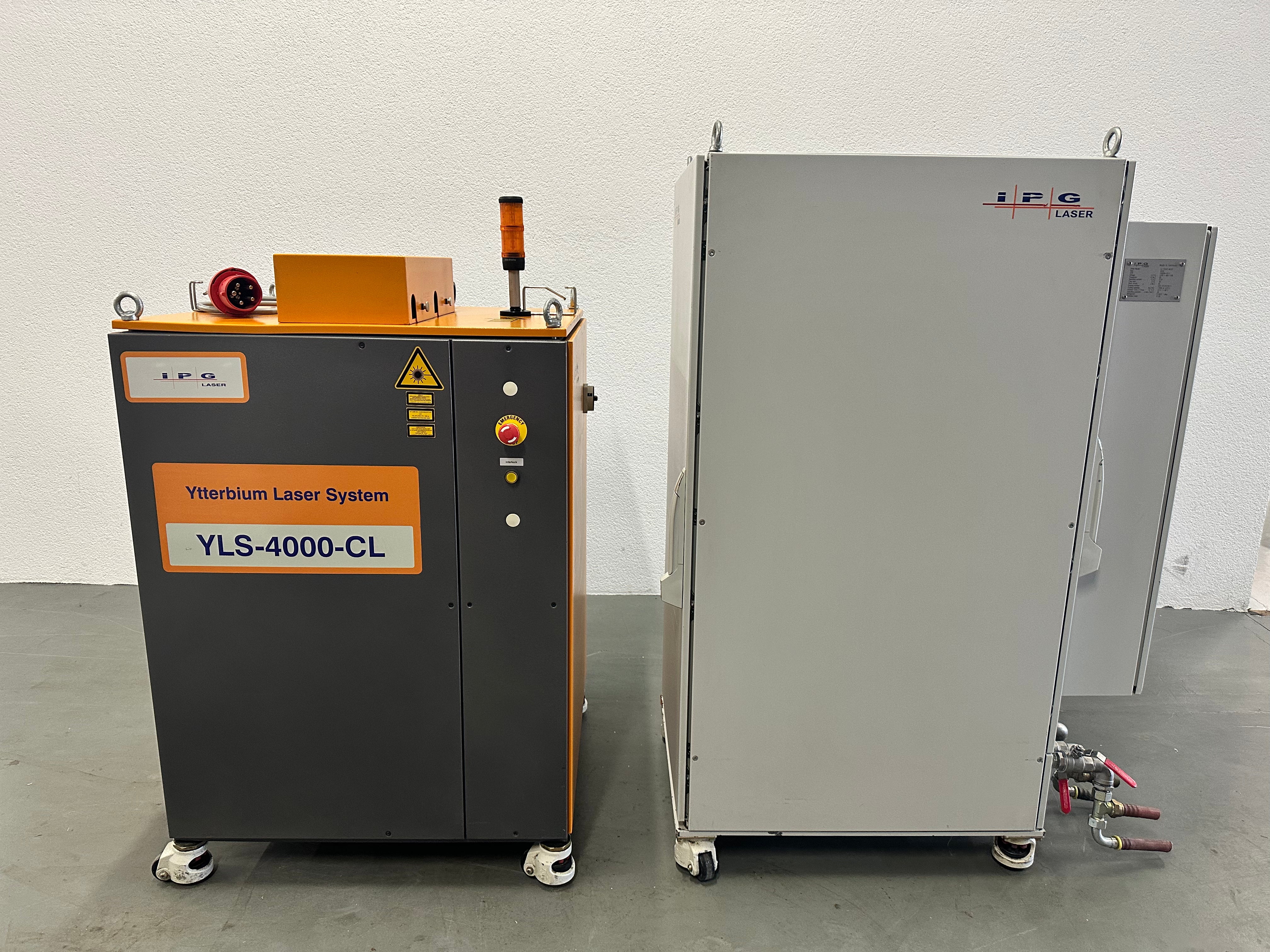 IPG Laser GmbH YLS-4000-S2T-CL Láser de 4 kW con unidad de refrigeración