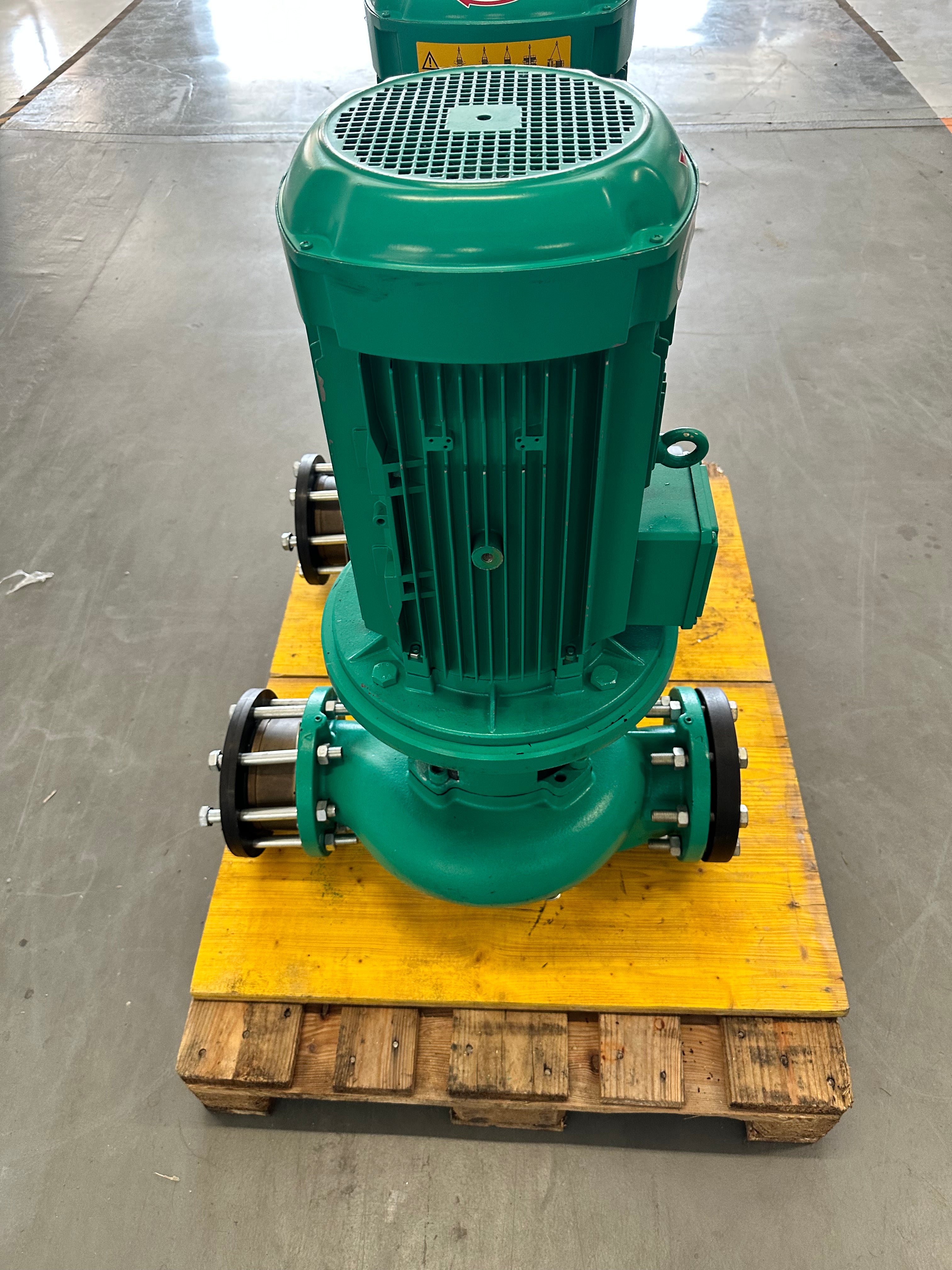 Wilo single-stage dry-running centrifugal pump IL100/150-15/2