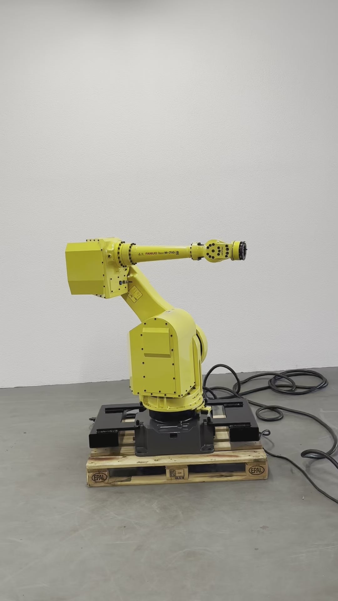 Fanuc M-710iB /45 R-J3iB - KLEMA Maschinenhandel