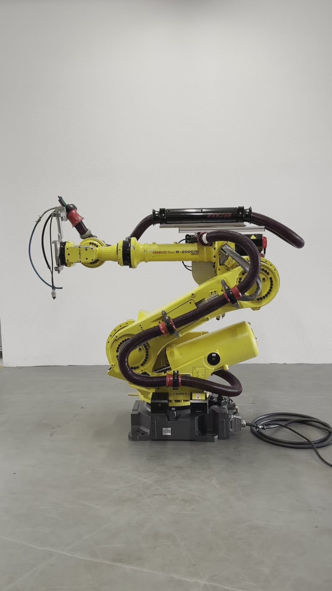 Fanuc R-2000iB/250F mit R-30iB Steuerung - KLEMA Maschinenhandel