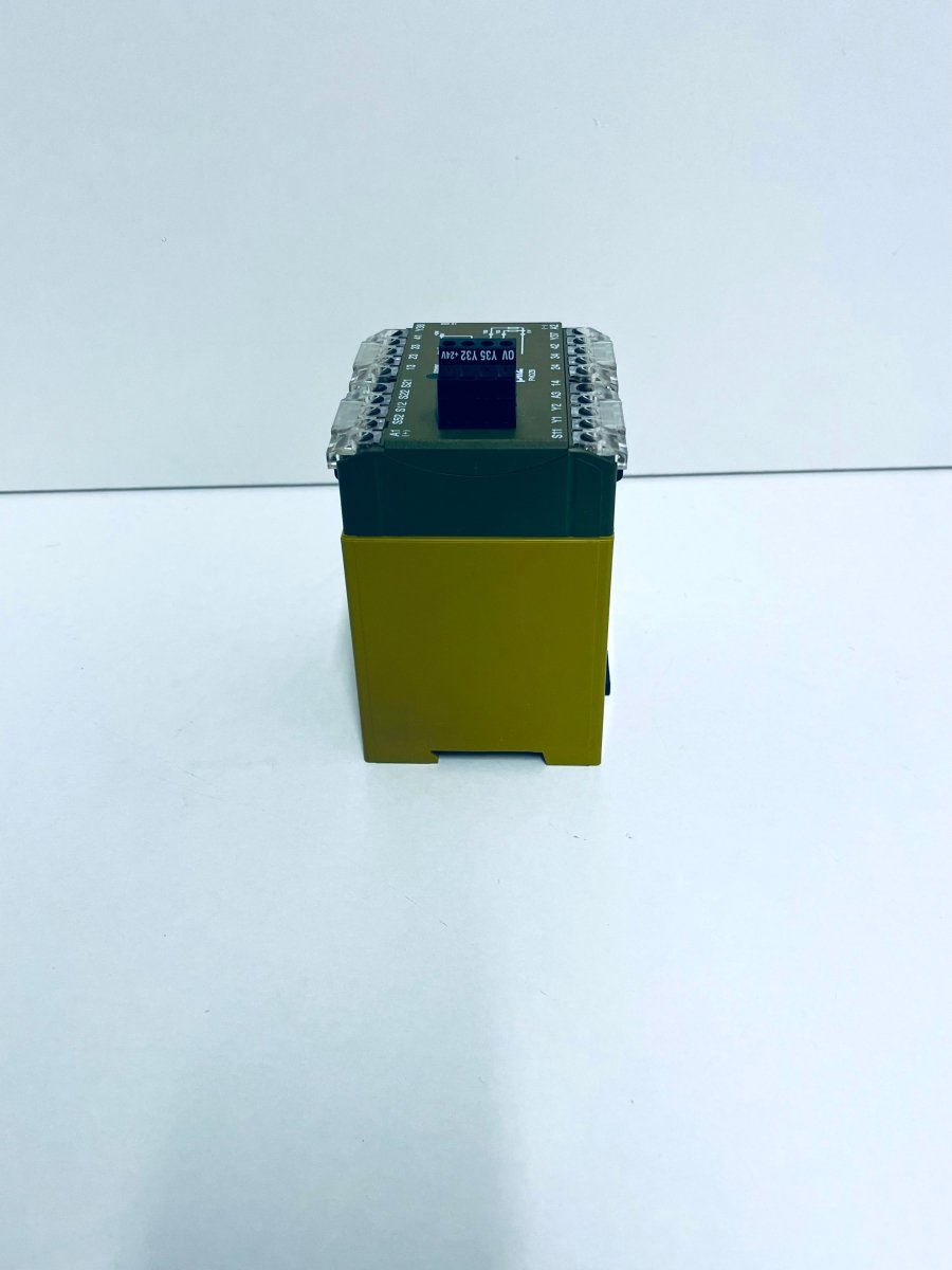 Pilz PN0Z8 Sicherheitsrelais 474760 - product_category | KLEMA Maschinenhandel