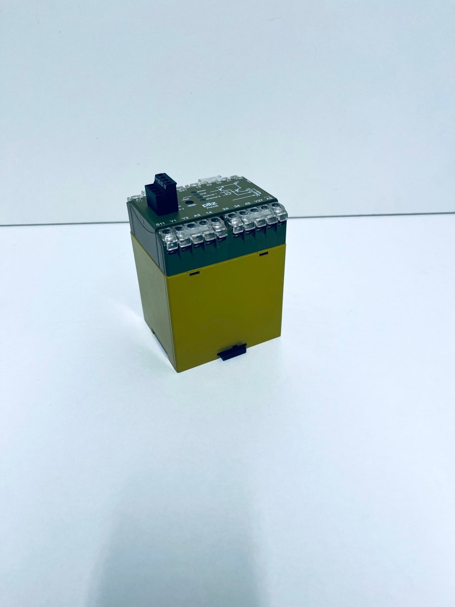 Pilz PN0Z8 Sicherheitsrelais 474760 - product_category | KLEMA Maschinenhandel