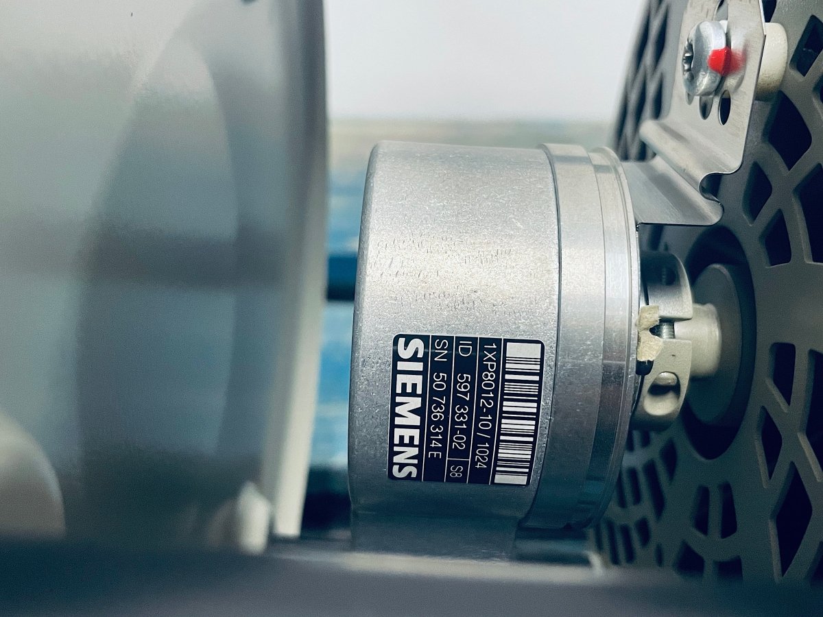 Siemens Elektromotor/ Getriebemotor KADS89 - LE112ME4E - L32NH - IN - #product_category# | KLEMA Maschinenhandel