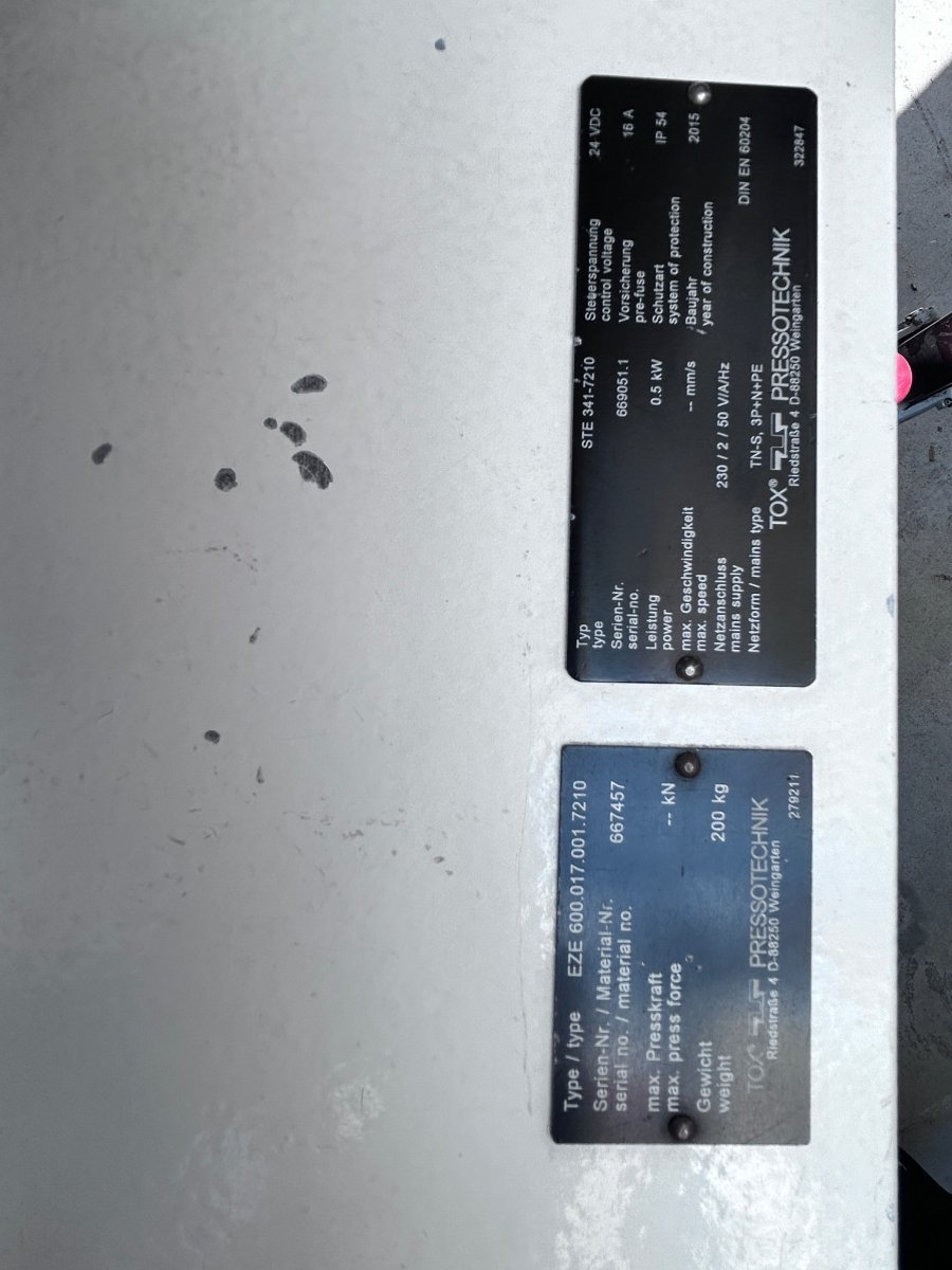 Tox Pressotechnik Hydropneumatische Presse mit Zuführung STE341 - 7210 - product_category | KLEMA Maschinenhandel