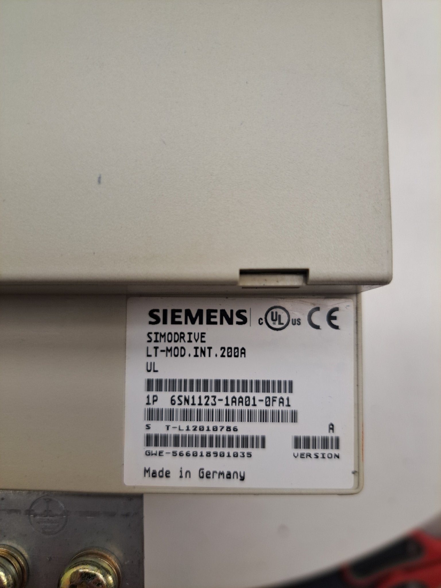 Siemens SIMODRIVE 611 6SN1123-1AA01-0FA1 / 6SN1118-0DG23-0AA0 - #product_category# | Klenk Maschinenhandel